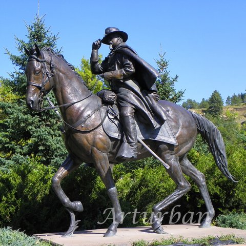 horse and rider statue