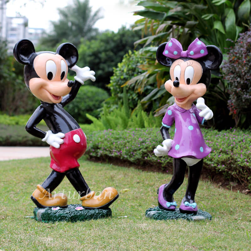 mickey and minnie statues