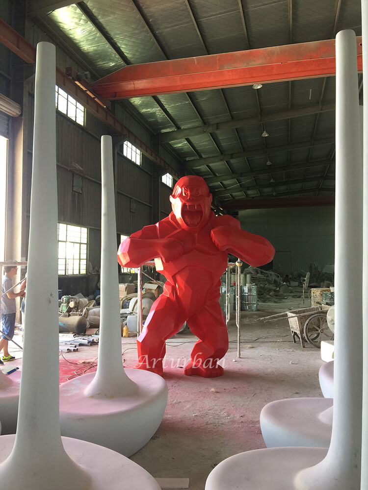 Geometric Shape Red Large Fiberglass Gorilla Statue for Park Decor