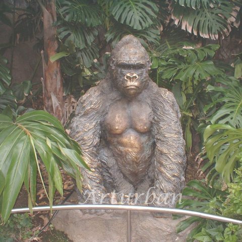gorilla garden statue