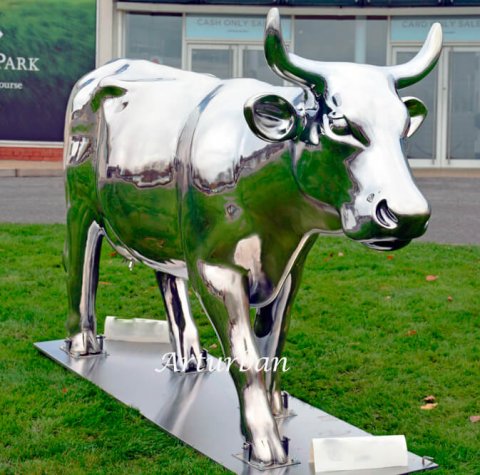 life size cow statue