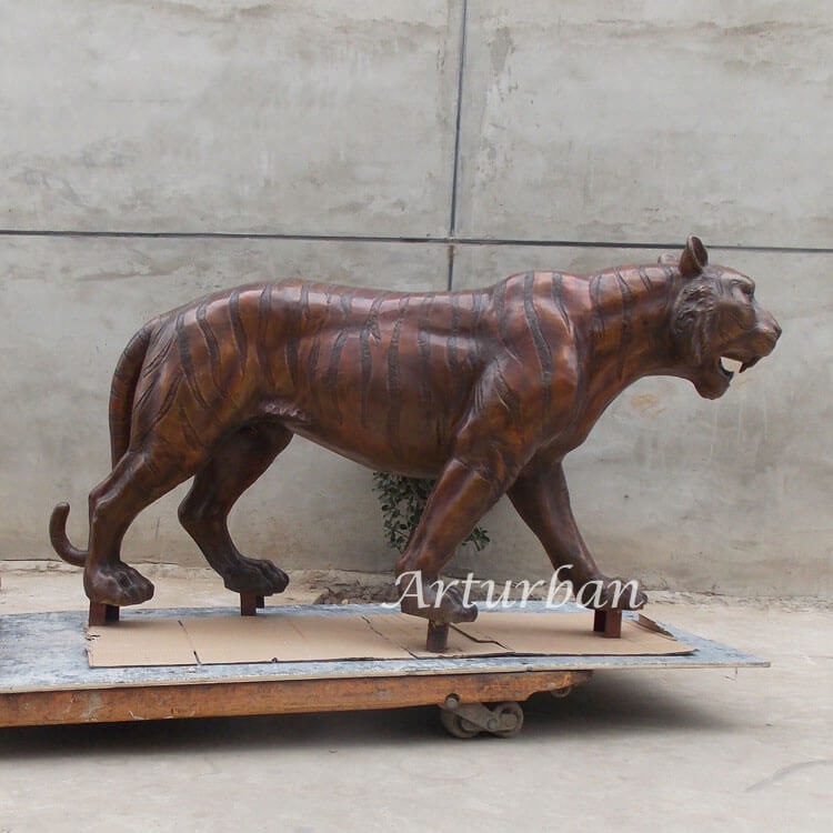 right side of Life Size Tiger Statue