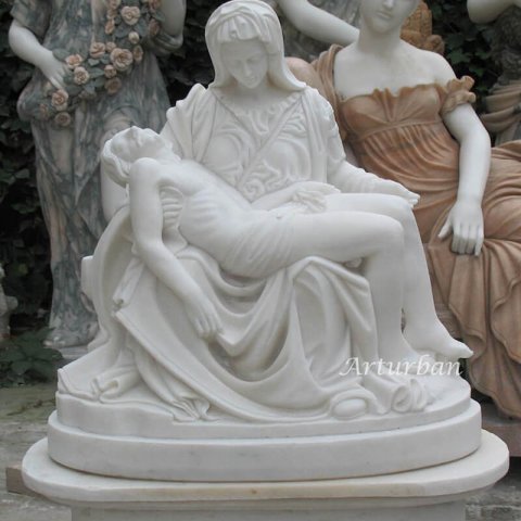 statue of mary holding dead jesus