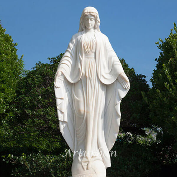 Outdoor Mary Statue with Arms Open