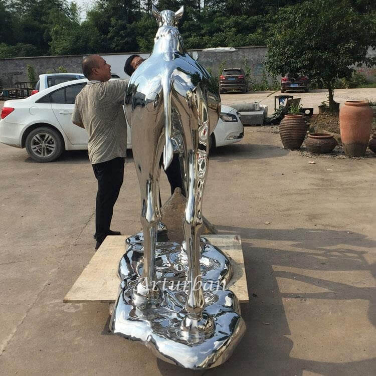 mirror polishing camel statues for sale