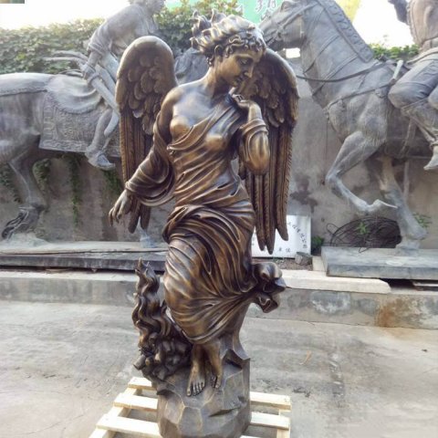 Outdoor Angel Statues