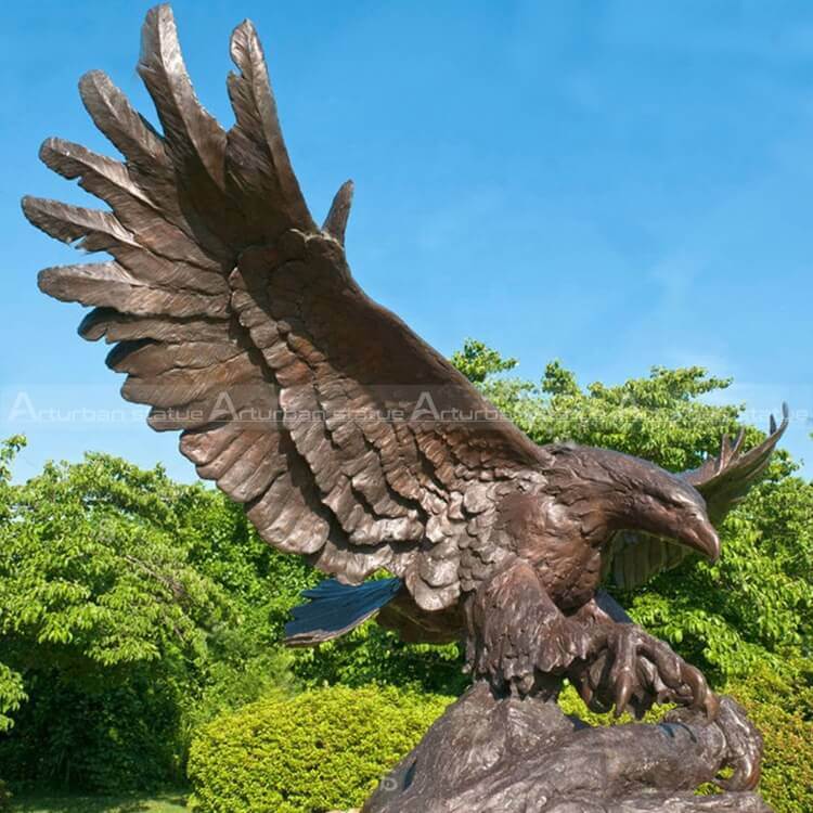 Large Size Bronze Eagle Statue