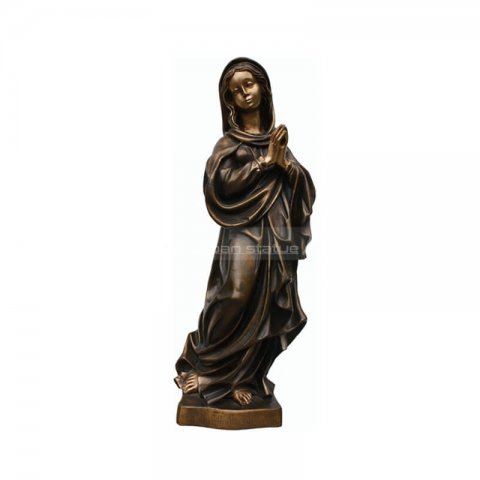 blessed mother mary statue
