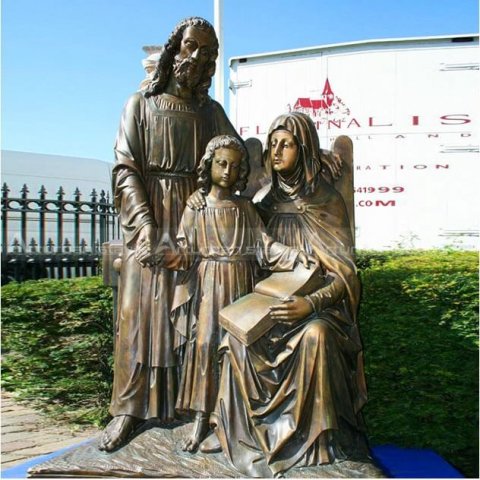 Holy family statue