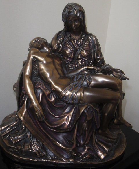 michelangelo statue mary and jesus