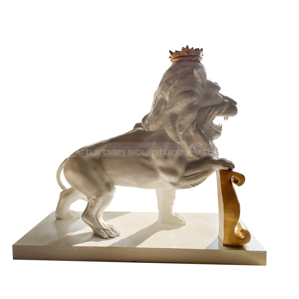 Crown Lion Statue