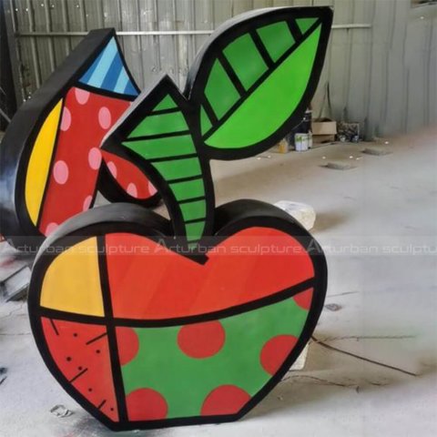 Romero Britto apple