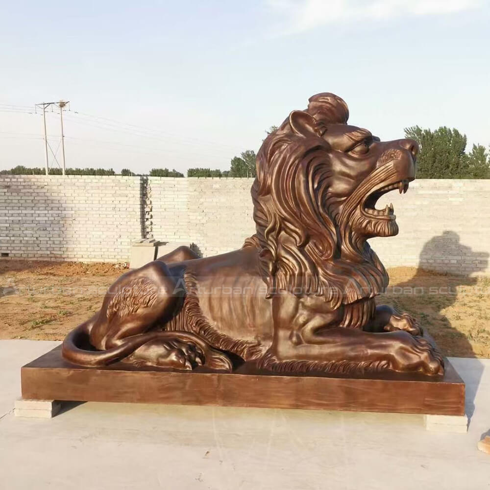 huge lion statue