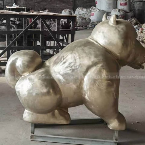 fat cat sculpture