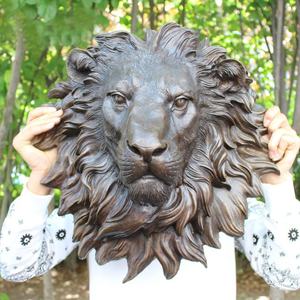 lion head sculpture