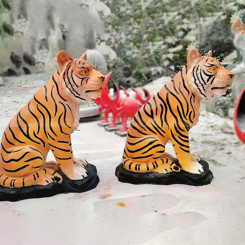 small tiger statue in resin