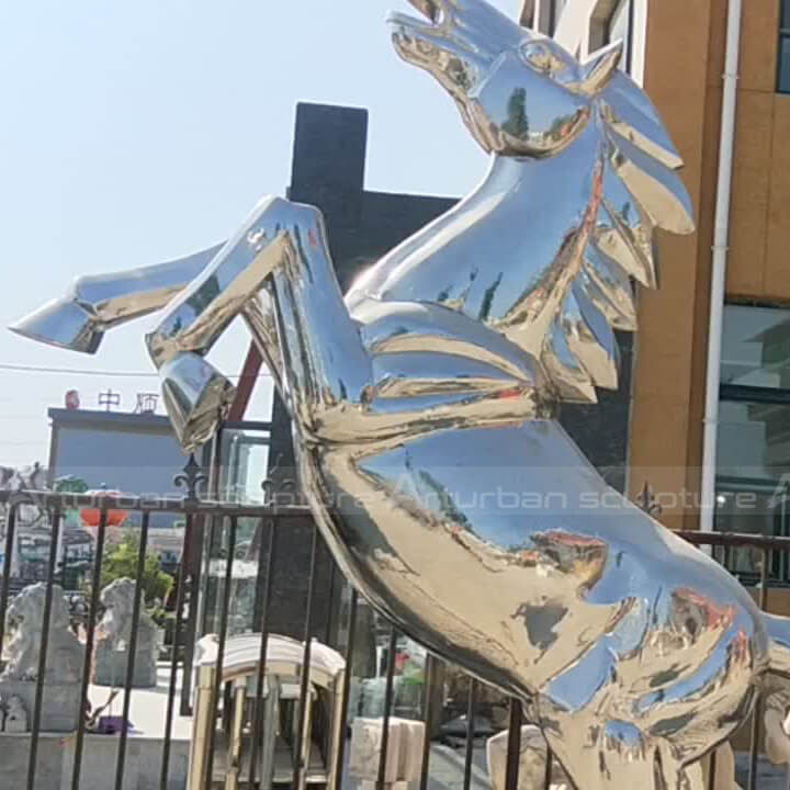 metal horse sculpture