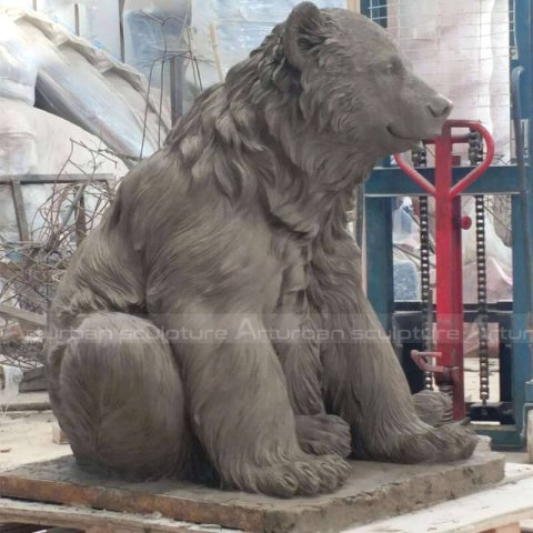 grizzly bear statue