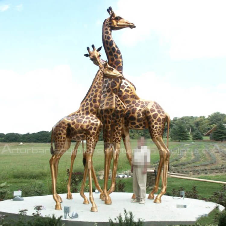 giraffe family sculpture