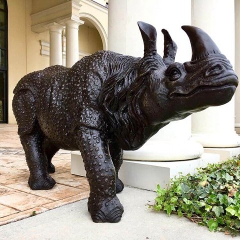 rhino garden statue