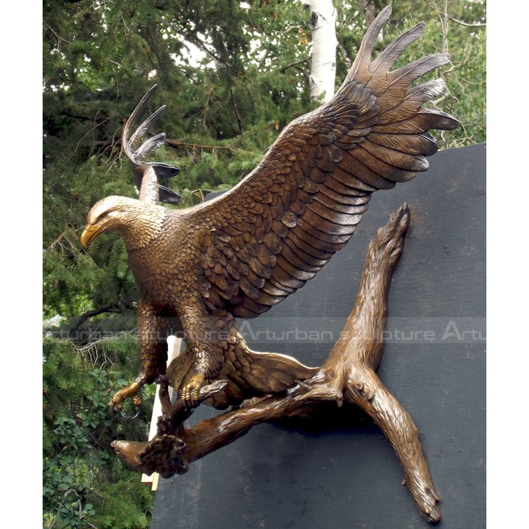 Bald Eagle Statue Outdoor