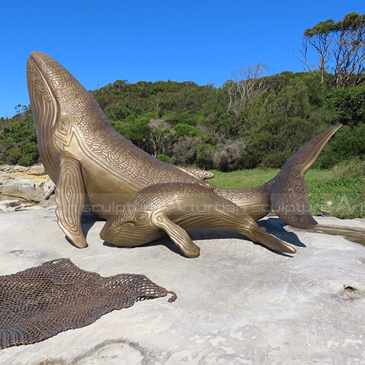 Whale bronze Sculpture