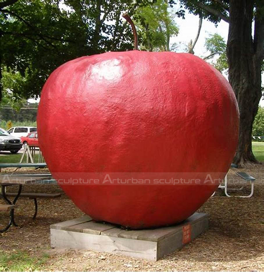 big apple sculpture
