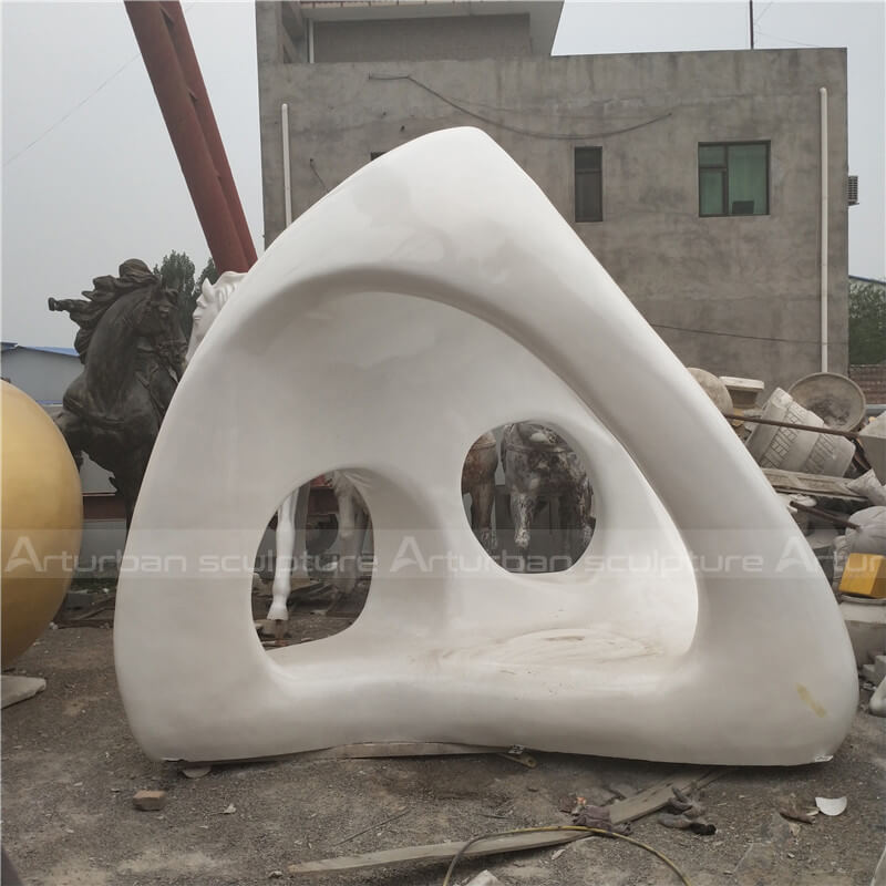 white abstract sculpture
