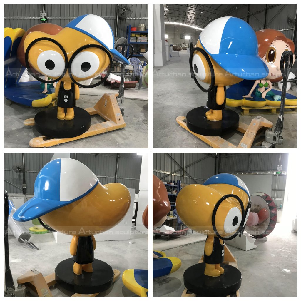 Communication Statues Cartoon Characters Statues