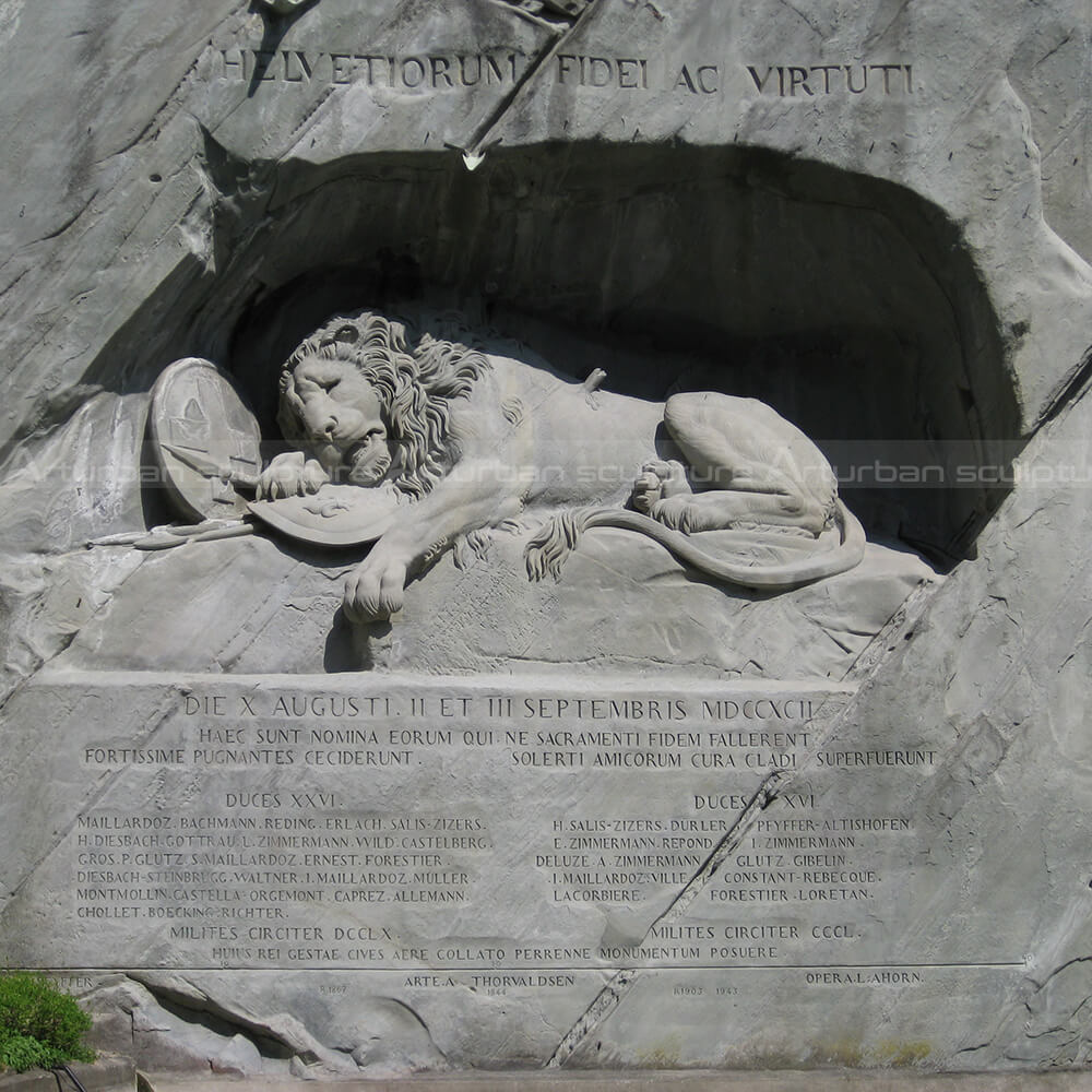 lucerne lion sculpture