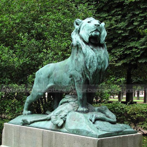 large lion statue outdoor
