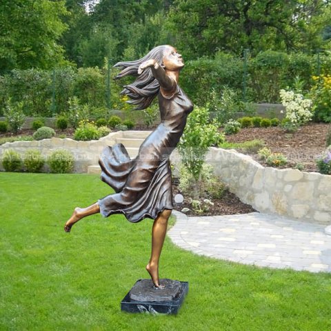 dancing woman sculpture
