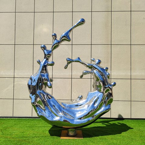 abstract water sculpture