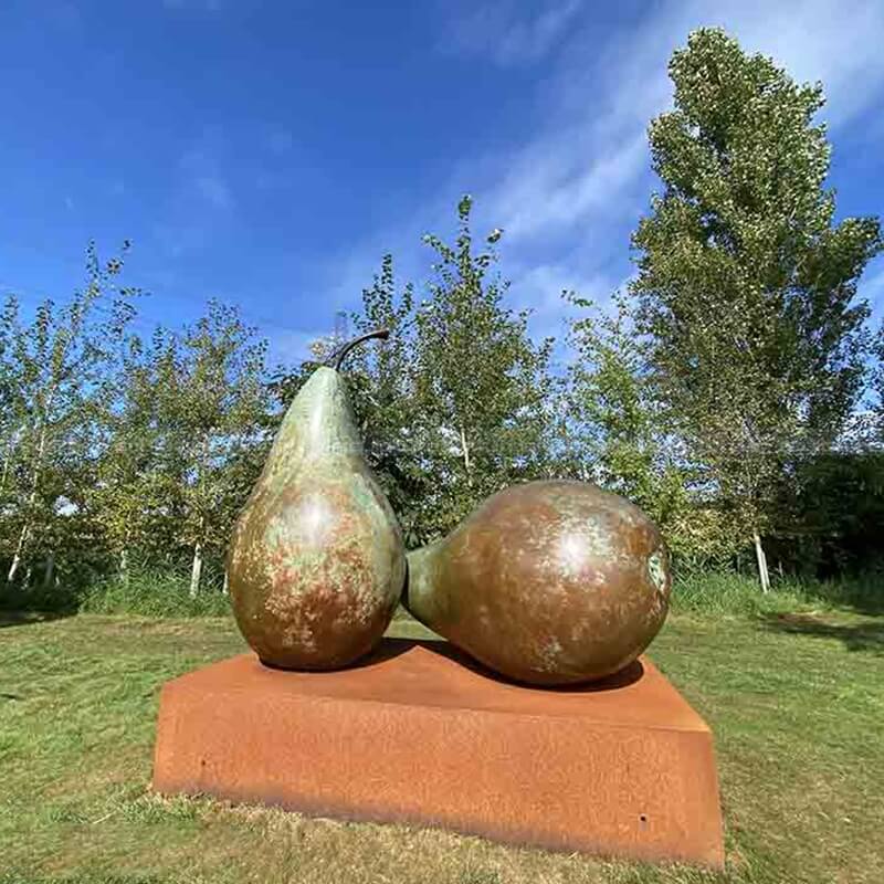 pear garden sculpture