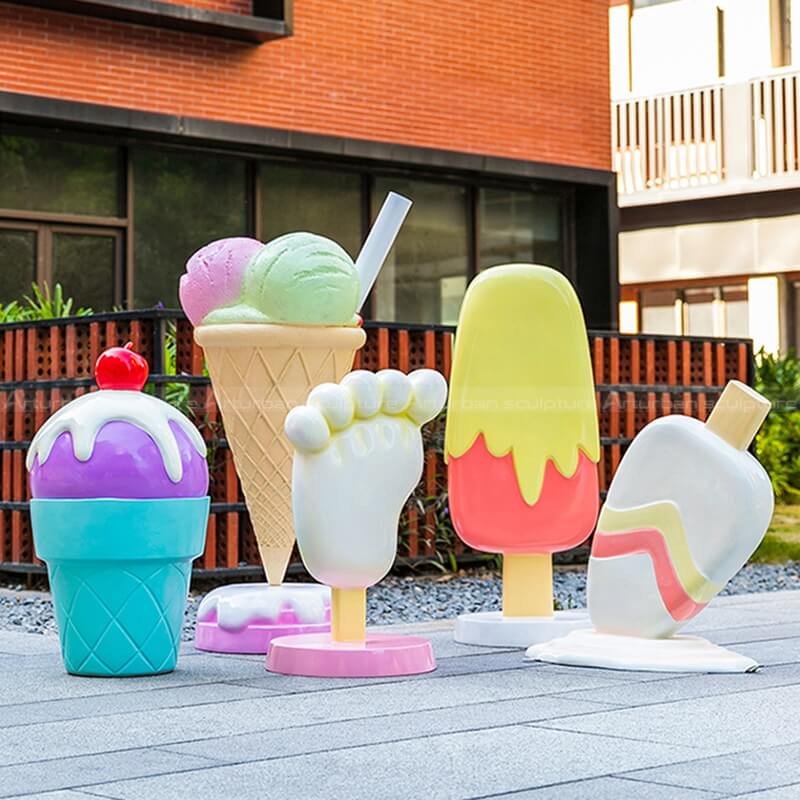 popsicles statue