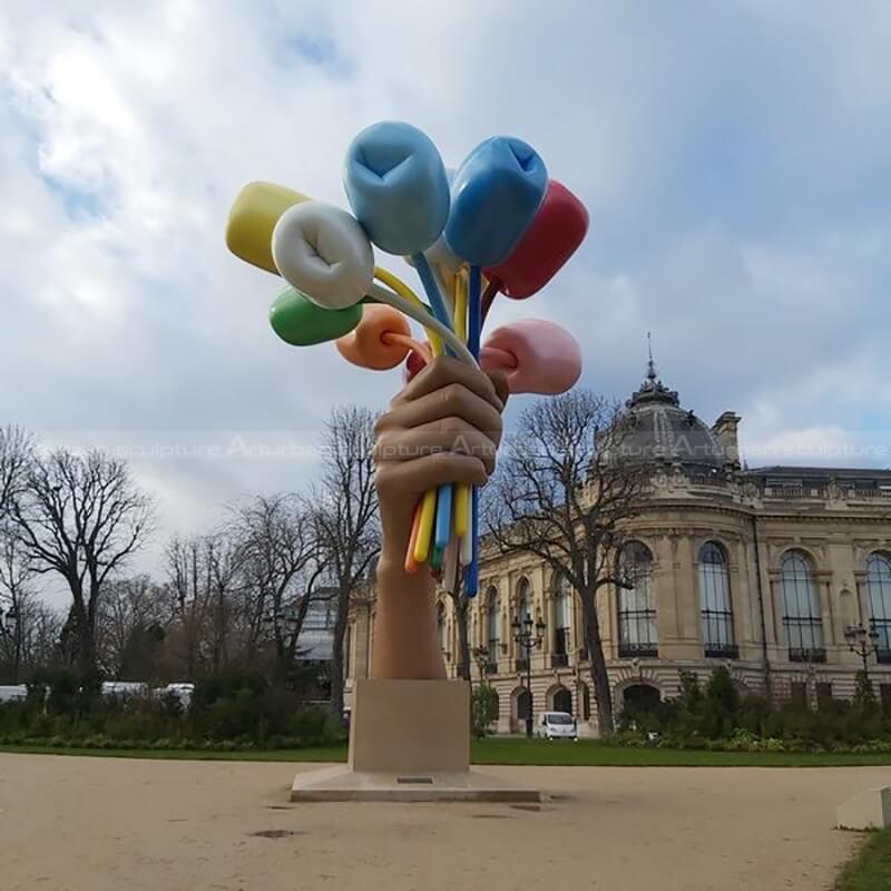 jeff koons tulips sculpture