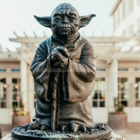 yoda bronze statue