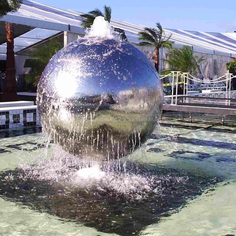round ball water feature