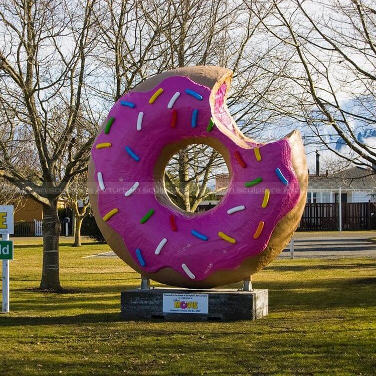 Doughnut sculpture