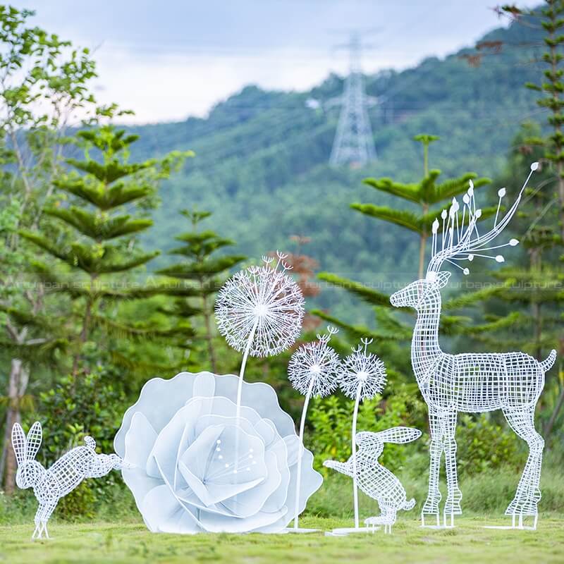 fantasy wire sculptures