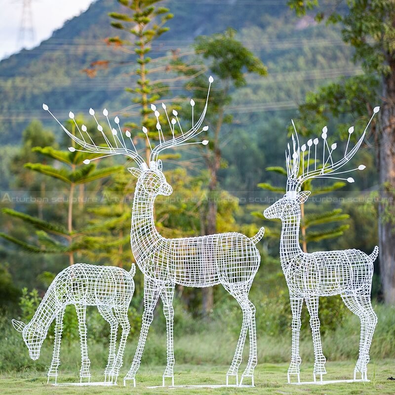 fantasy wire sculptures