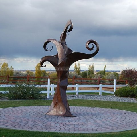 free standing metal tree sculpture
