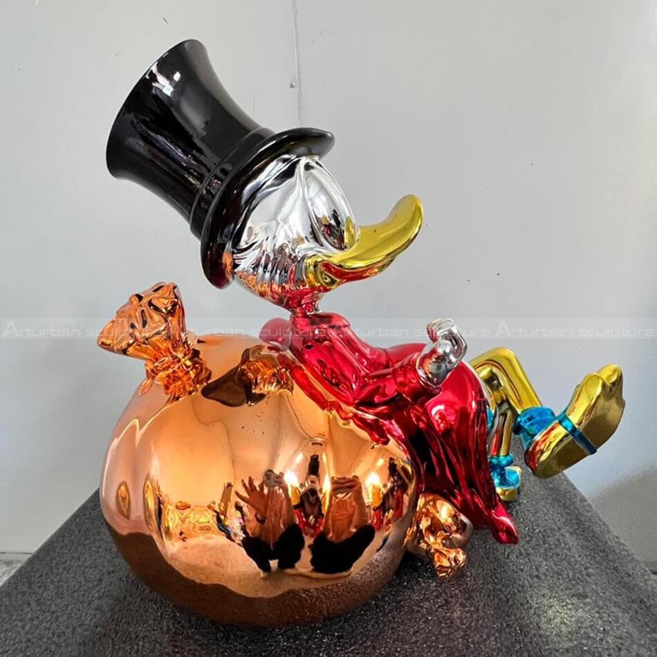 scrooge mcduck sculpture