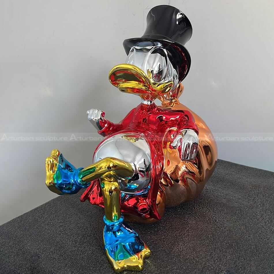 scrooge mcduck sculpture