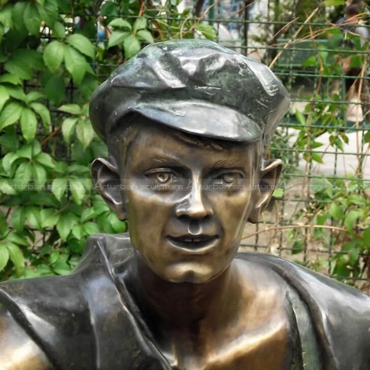 Newspaper boy statue