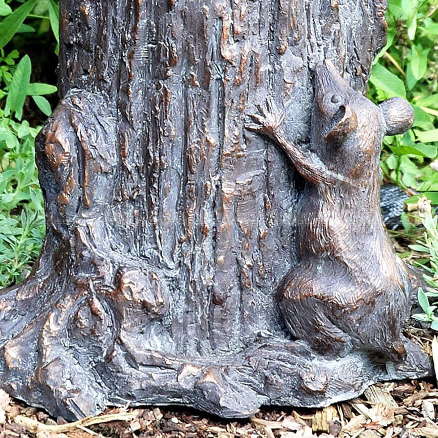 cat and mouse garden statue