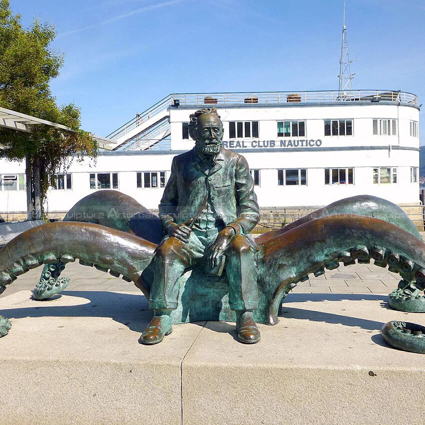 Jules Verne Statue