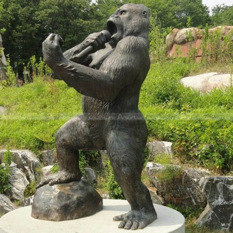 gorilla statue art