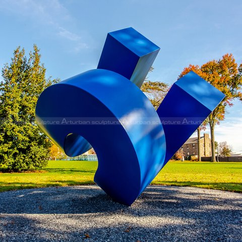 cubed curve sculpture