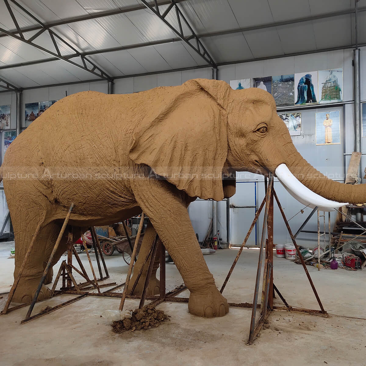 extra large elephant statue